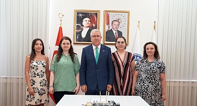 Egeli bilim ekibi HIV enfeksiyonunun erken tanısına yönelik nanobiyosensör geliştirecek