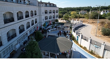 Nilüfer’de Yaşlılar Günü’nde kalpler gençleşti