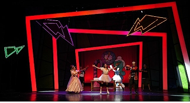 Kocaeli Şehir Tiyatroları gururla sunar