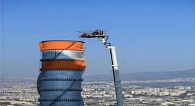 İzmir İtfaiyesi’nden baş döndüren kurtarma operasyonu