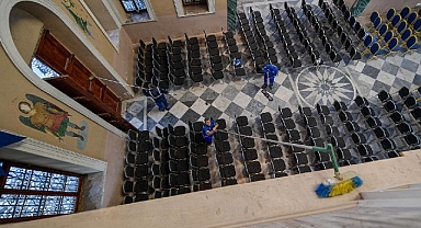 İzmir’in ibadethaneleri pırıl pırıl